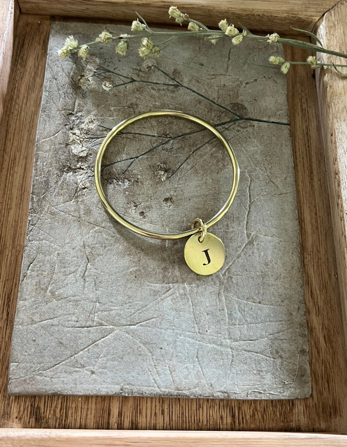 Esclava Bronce dije con iniciales en ambas caras